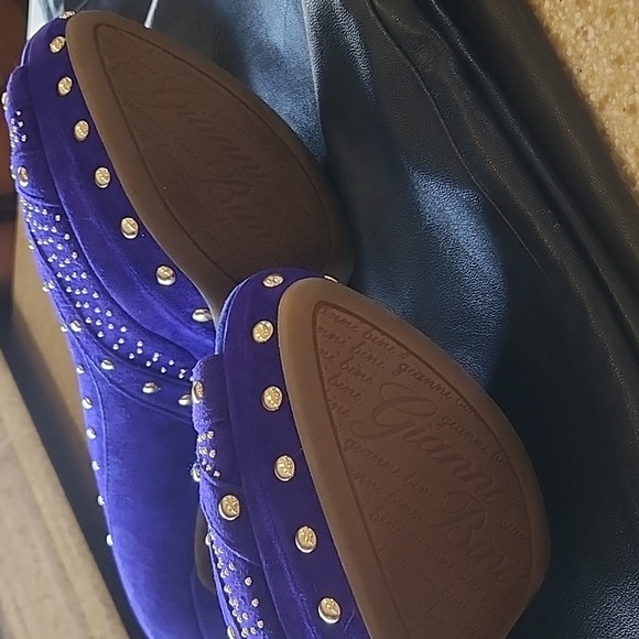 Gianni Bini Purple Suede Studded Sexy Peep Toe Stiletto's Size 9M - Picture 10 of 10